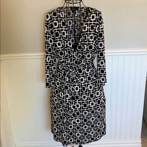 ♥️ Alyx Plunging Neckline BlackBelted Dress WomenL